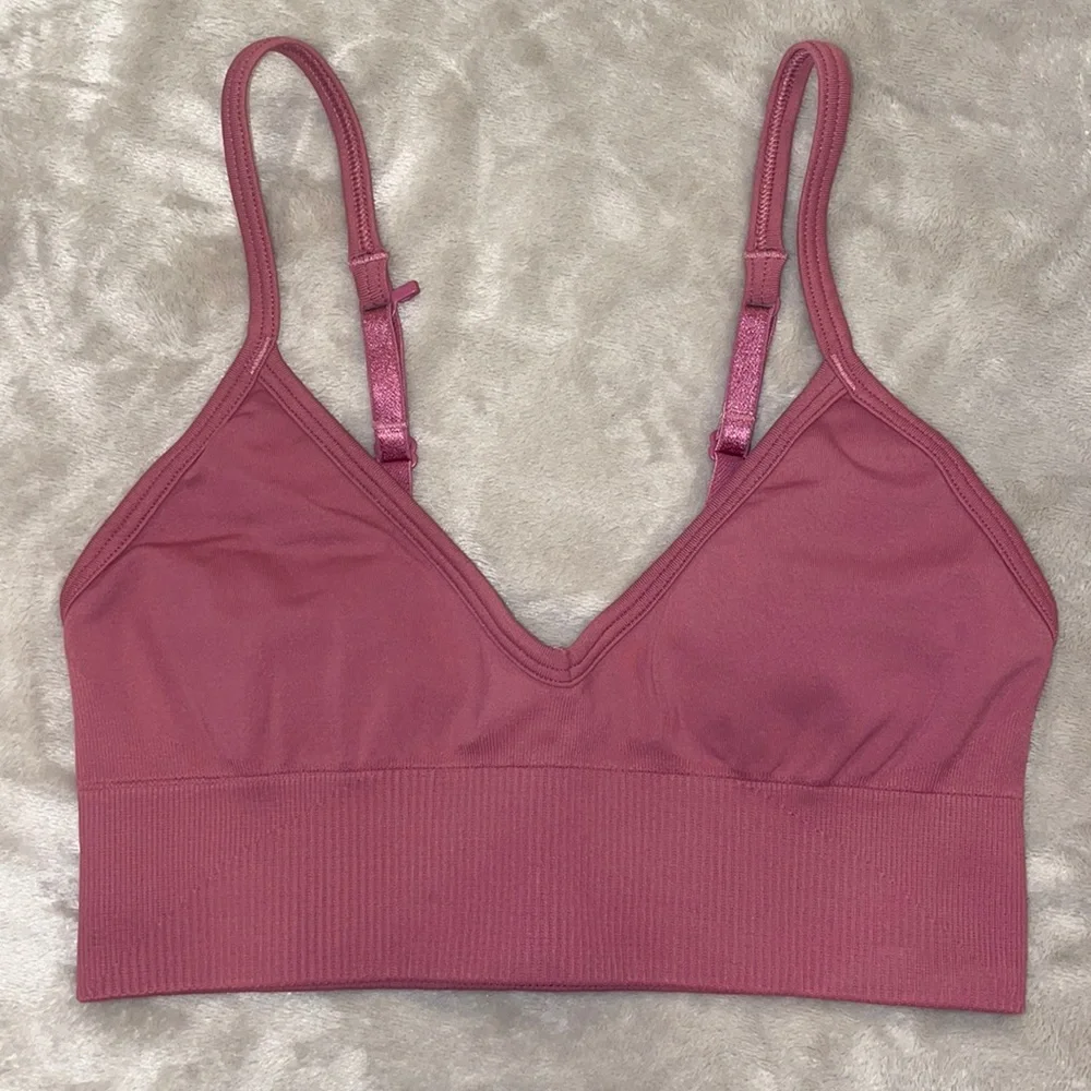 lululemon athletica Rose Pink V-Neck Light Support Sports Bra